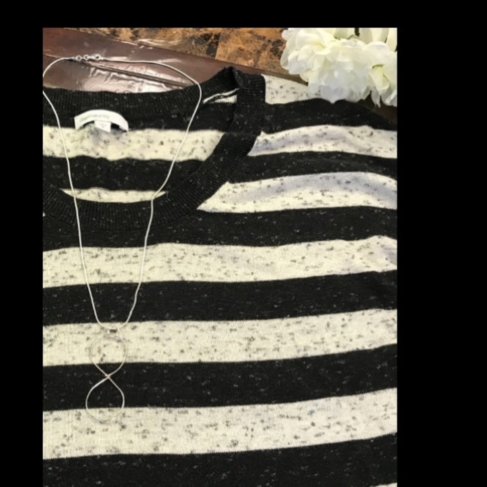 GAP maternity top Small black white stripe sweater - Picture 3 of 10